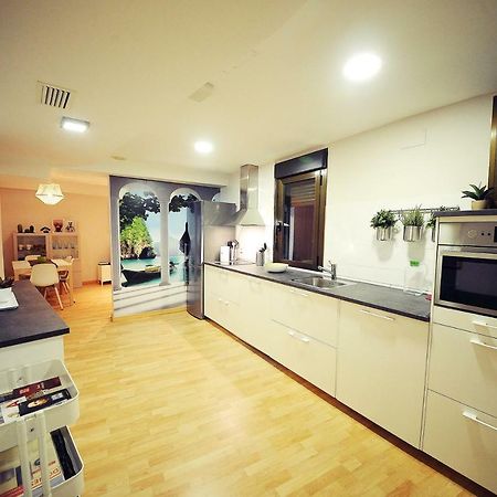 Dones Apartamento En El Casco Historico De Zaragoza Ngoại thất bức ảnh