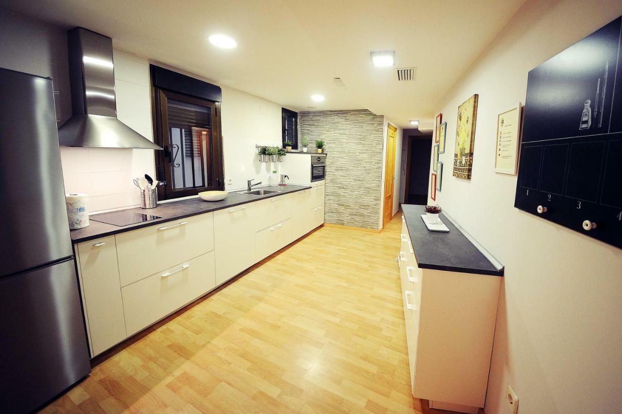 Dones Apartamento En El Casco Historico De Zaragoza Ngoại thất bức ảnh